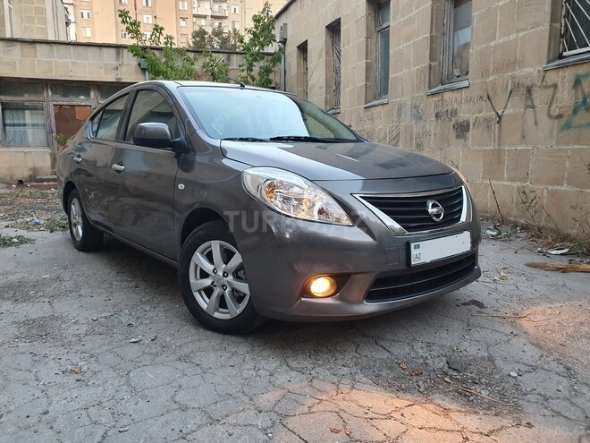Nissan Sunny 2013, 180,000 km - 1.5 l - Bakı