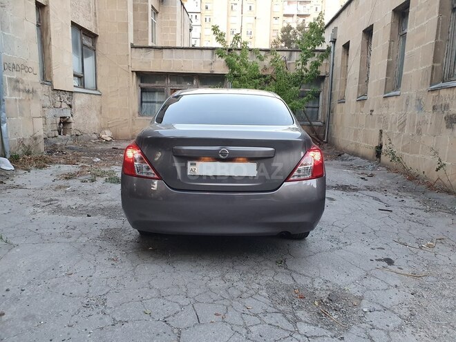 Nissan Sunny 2013, 180,000 km - 1.5 l - Bakı