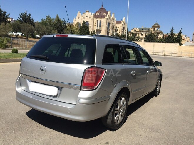 Opel Astra 2009, 200,000 km - 1.9 l - Bakı