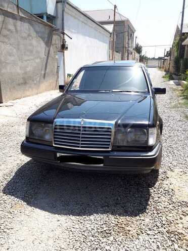 Mercedes E 300 1990, 557,532 km - 3.0 l - Bakı