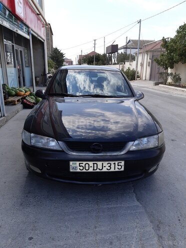 Opel Vectra 1998, 250,000 km - 2.0 l - Bakı