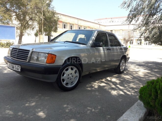 Mercedes 190 1990, 445,000 km - 2.0 л - Sumqayıt