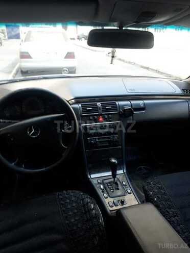 Mercedes E 270 2000, 426,142 km - 2.7 l - Bakı