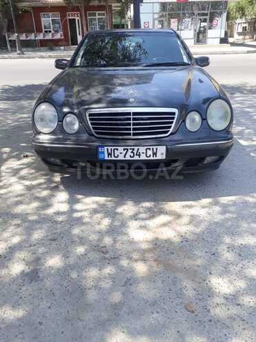 Mercedes E 270 2000, 426,142 km - 2.7 l - Bakı