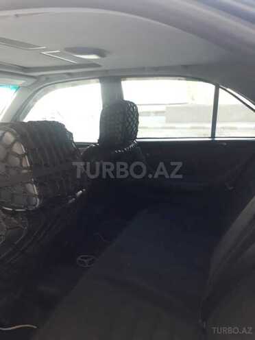Mercedes E 270 2000, 426,142 km - 2.7 l - Bakı