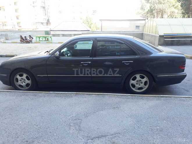 Mercedes E 270 2000, 426,142 km - 2.7 l - Bakı