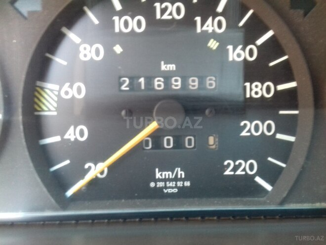 Mercedes 190 1992, 217,000 km - 2.0 l - Gəncə