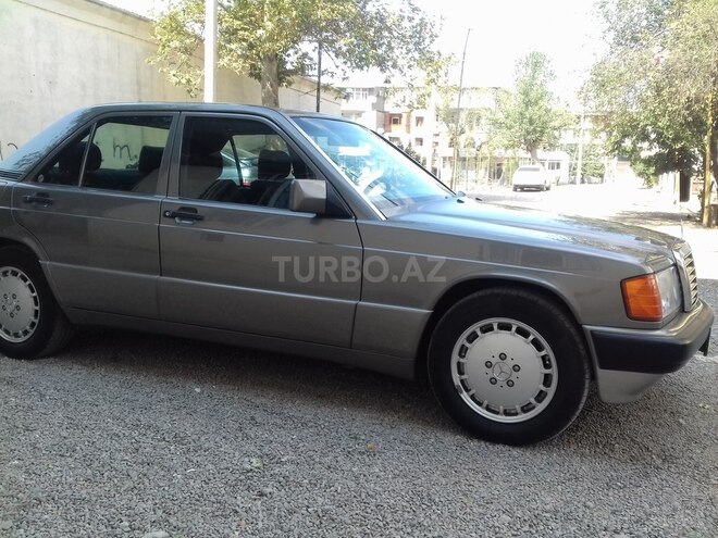Mercedes 190 1992, 217,000 km - 2.0 l - Gəncə