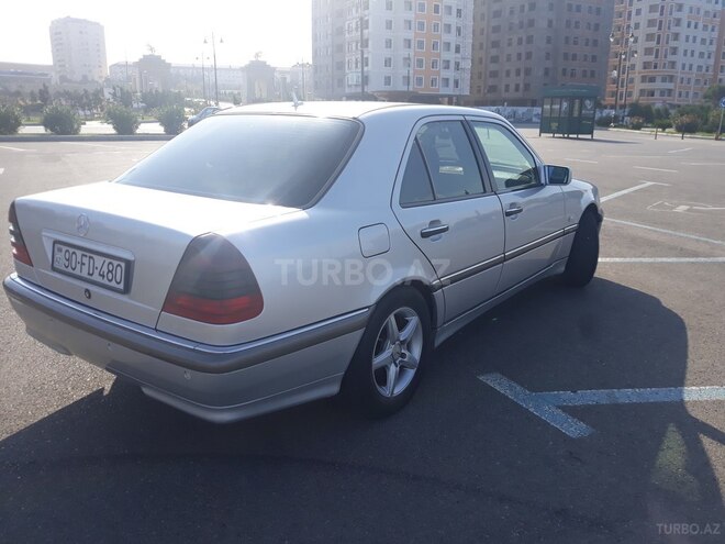 Mercedes C 220 1998, 245,050 km - 2.2 l - Sumqayıt
