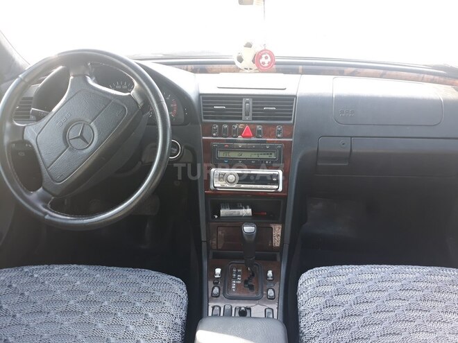 Mercedes C 220 1998, 245,050 km - 2.2 l - Sumqayıt