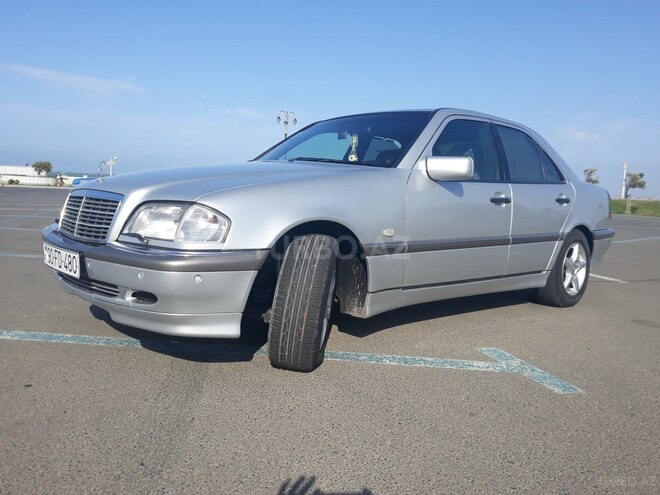 Mercedes C 220 1998, 245,050 km - 2.2 l - Sumqayıt