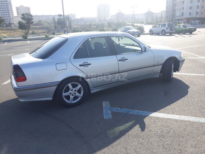 Mercedes C 220 1998, 245,050 km - 2.2 l - Sumqayıt