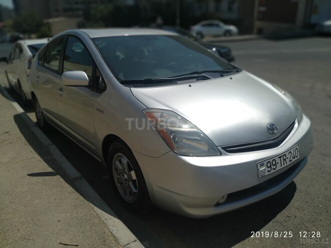 Toyota Prius 2009, 250,000 km - 1.5 л - Bakı