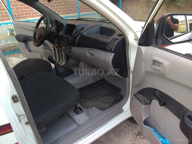 Mitsubishi L200 2009, 220,540 km - 2.5 l - Masallı