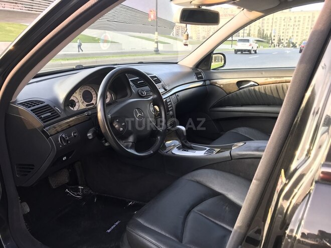 Mercedes E 320 2002, 223,128 km - 3.2 l - Bakı