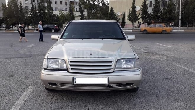Mercedes C 180 1994, 286,000 km - 1.8 l - Sumqayıt
