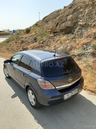 Opel Astra 2007, 200,000 km - 1.8 l - Bakı