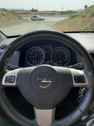 Opel Astra 2007, 200,000 km - 1.8 l - Bakı