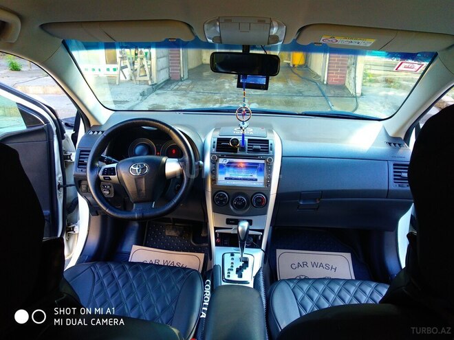 Toyota Corolla 2013, 173,000 km - 1.6 l - Bakı