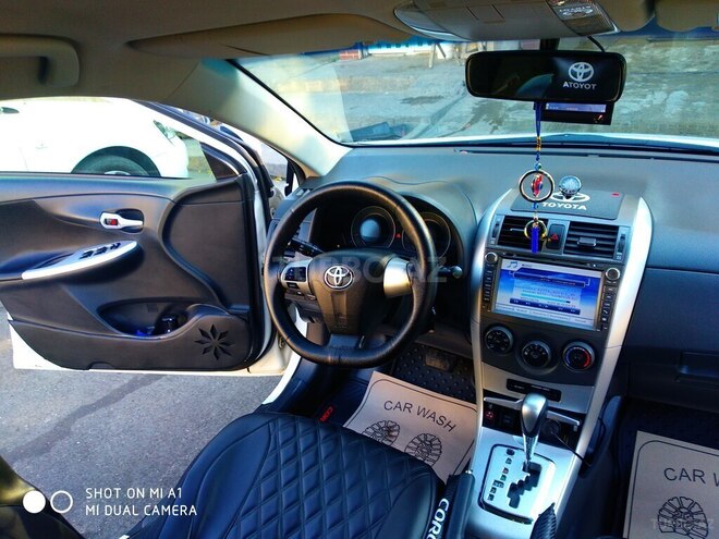 Toyota Corolla 2013, 173,000 km - 1.6 l - Bakı