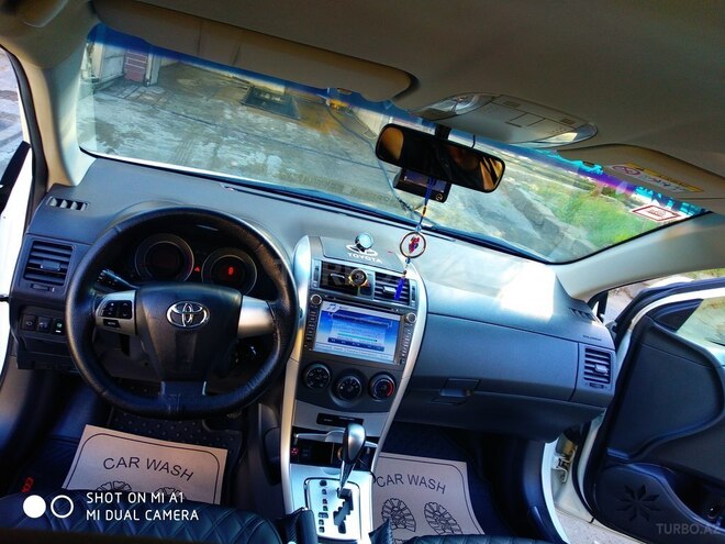 Toyota Corolla 2013, 173,000 km - 1.6 l - Bakı