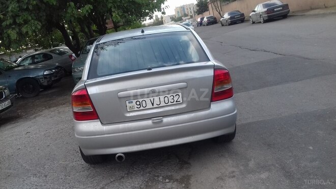 Opel Vectra 2001, 298,000 km - 1.6 l - Bakı
