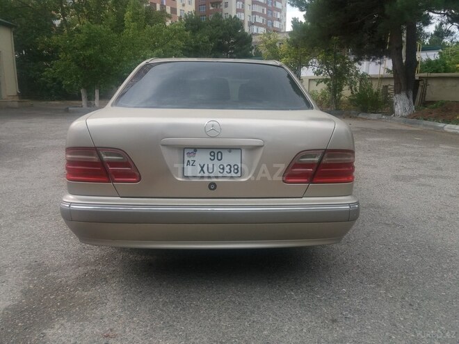 Mercedes E 320 2000, 257,000 km - 3.2 l - Sumqayıt
