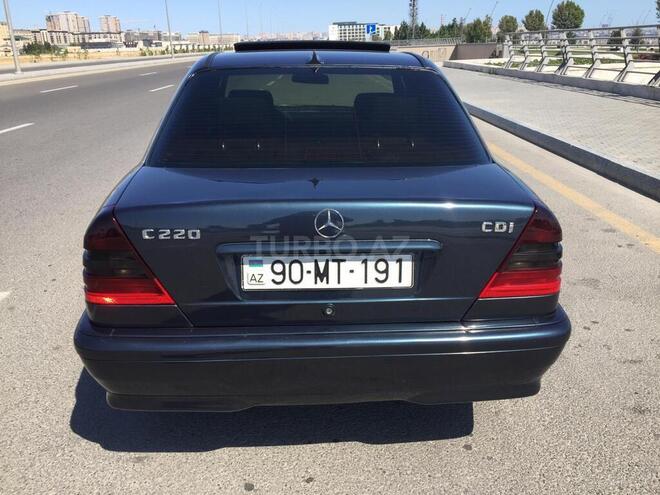Mercedes C 220 2000, 246,300 km - 2.2 l - Bakı