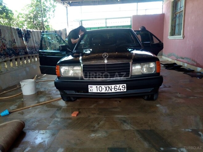 Mercedes 190 1992, 154,618 km - 2.0 л - Bakı