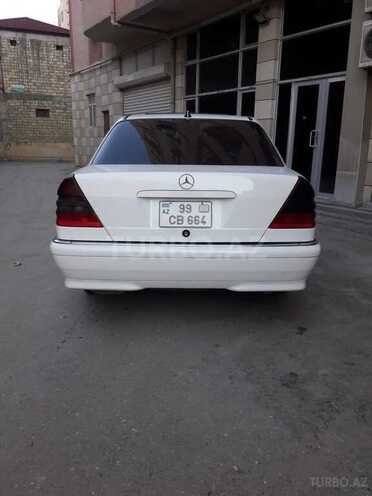 Mercedes C 230 1998, 200,000 km - 2.3 л - Bakı