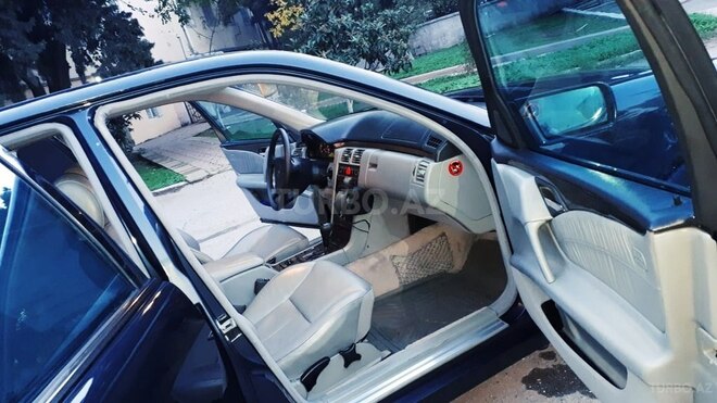 Mercedes E 240 1998, 185,000 km - 2.4 l - Bakı
