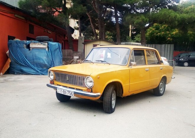 LADA (VAZ) 2101 1982, 180,000 km - 1.3 l - Bakı