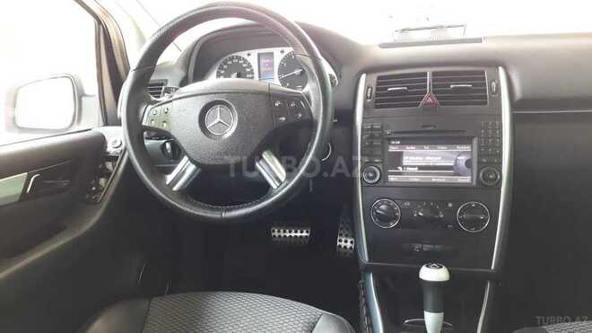 Mercedes B 180 2009, 54,000 km - 1.7 л - Bakı