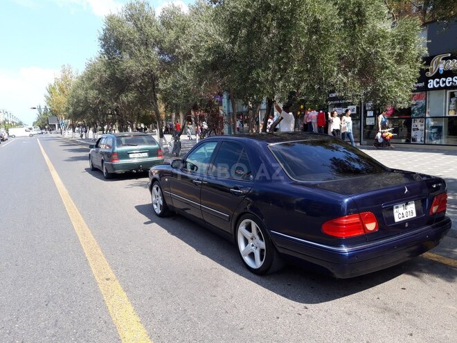 Mercedes E 280 1999, 282,000 km - 2.8 l - Sumqayıt
