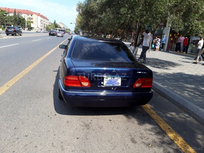 Mercedes E 280 1999, 282,000 km - 2.8 l - Sumqayıt