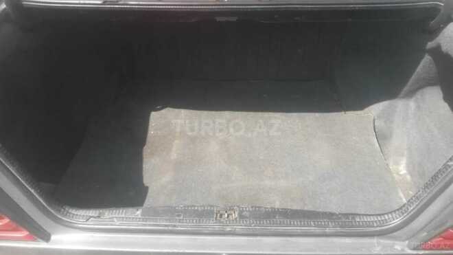 Mercedes E 220 1994, 500,000 km - 2.2 l - Quba