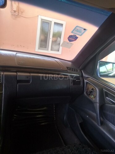 Mercedes E 280 1998, 445,000 km - 2.8 л - Salyan