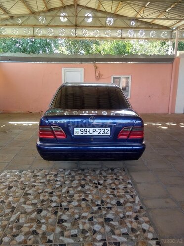 Mercedes E 280 1998, 445,000 km - 2.8 л - Salyan