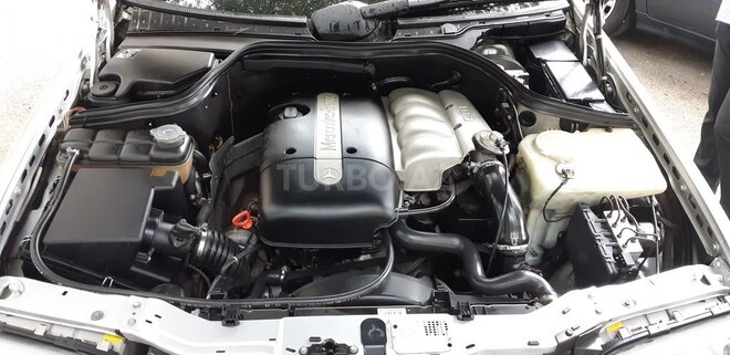 Mercedes C 220 2000, 250,483 km - 2.2 л - Bakı