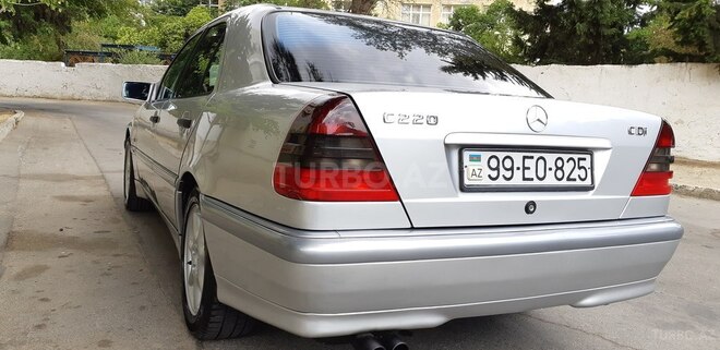 Mercedes C 220 2000, 250,483 km - 2.2 л - Bakı