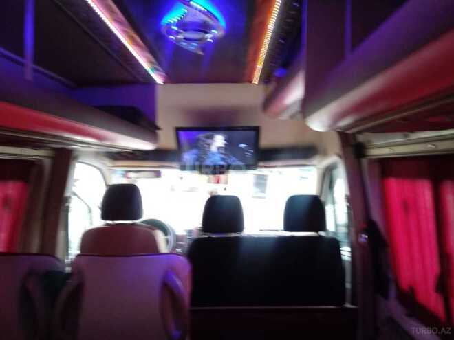 Volkswagen Crafter 2009, 394,000 km - 2.5 l - Bakı