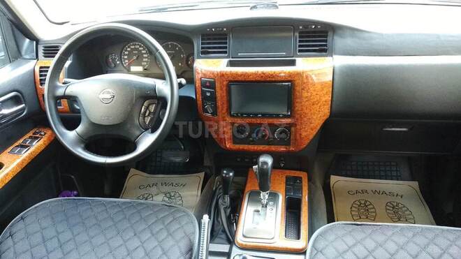 Nissan Patrol 2005, 262,000 km - 4.8 л - Bakı