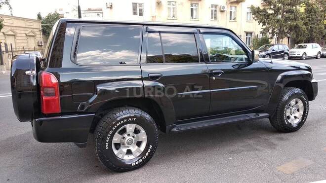 Nissan Patrol 2005, 262,000 km - 4.8 л - Bakı