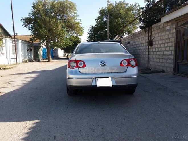 Volkswagen Passat 2005, 240,000 km - 2.0 л - Sumqayıt