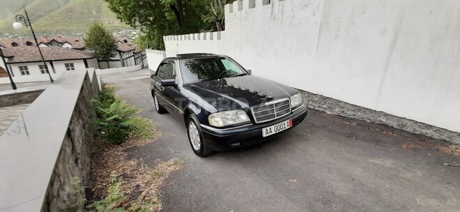 Mercedes C 180 1995, 298,500 km - 1.8 l - Şəki