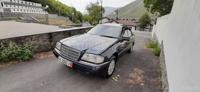 Mercedes C 180 1995, 298,500 km - 1.8 l - Şəki