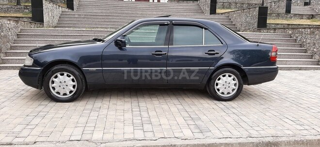 Mercedes C 180 1995, 298,500 km - 1.8 l - Şəki