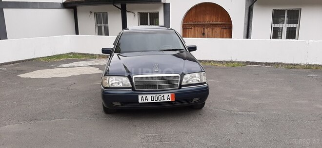 Mercedes C 180 1995, 298,500 km - 1.8 l - Şəki