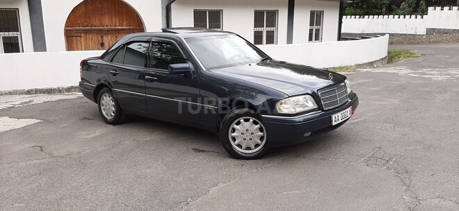 Mercedes C 180 1995, 298,500 km - 1.8 l - Şəki