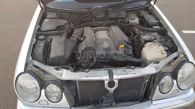 Mercedes E 240 1999, 148,000 km - 2.4 l - Bakı